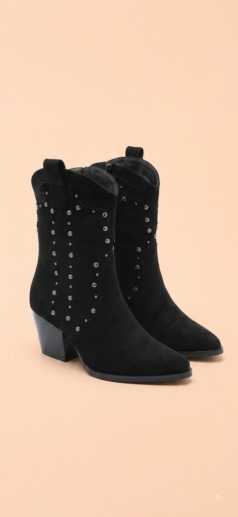 WZ-129 Botin Rockero Negro con Tachuelas Metálicas y Tacón Ancho