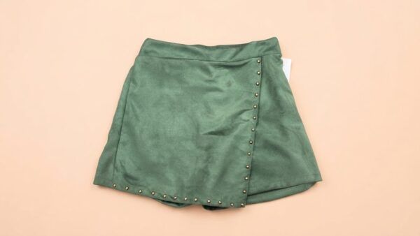 Falda Pantalón de Ante Cruzada con Tachuelas