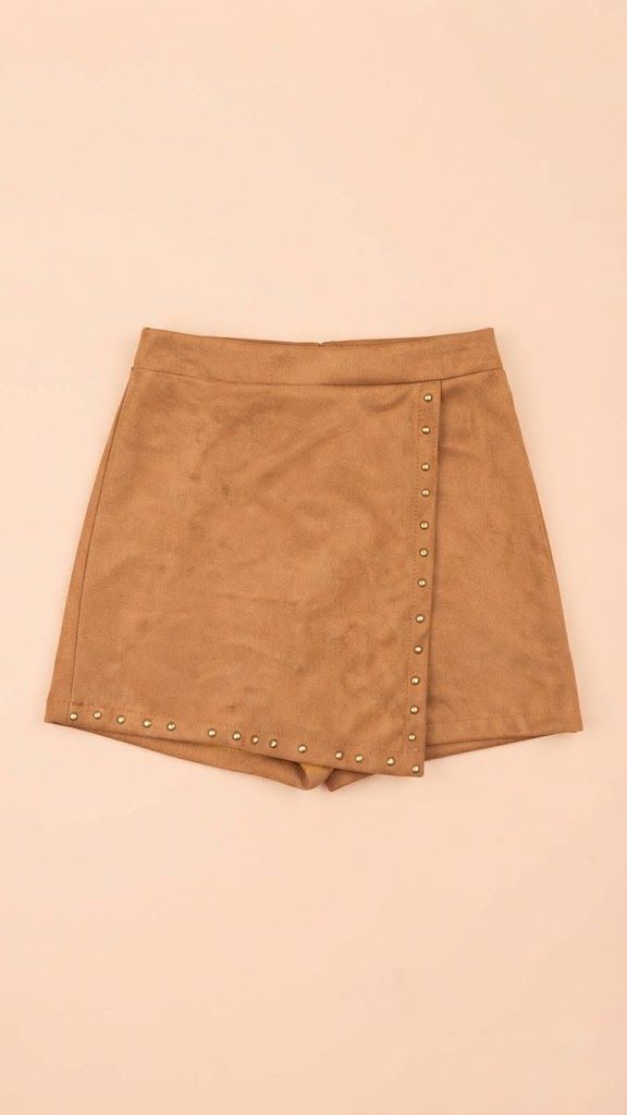 Falda Pantalón de Ante Cruzada con Tachuelas
