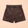 Short de Ecopiel con Cinturón