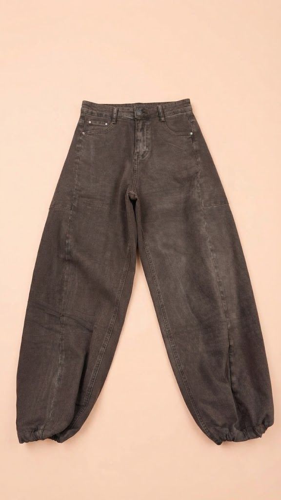 Jeans Estilo Slouchy Jogger con Costuras Estructuradas