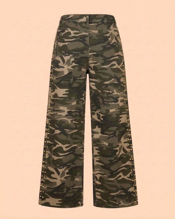 Jeans Camuflaje con Tachuelas